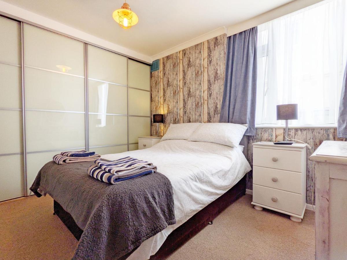 Stonesthrow - Bognor Regis Vila Exterior foto