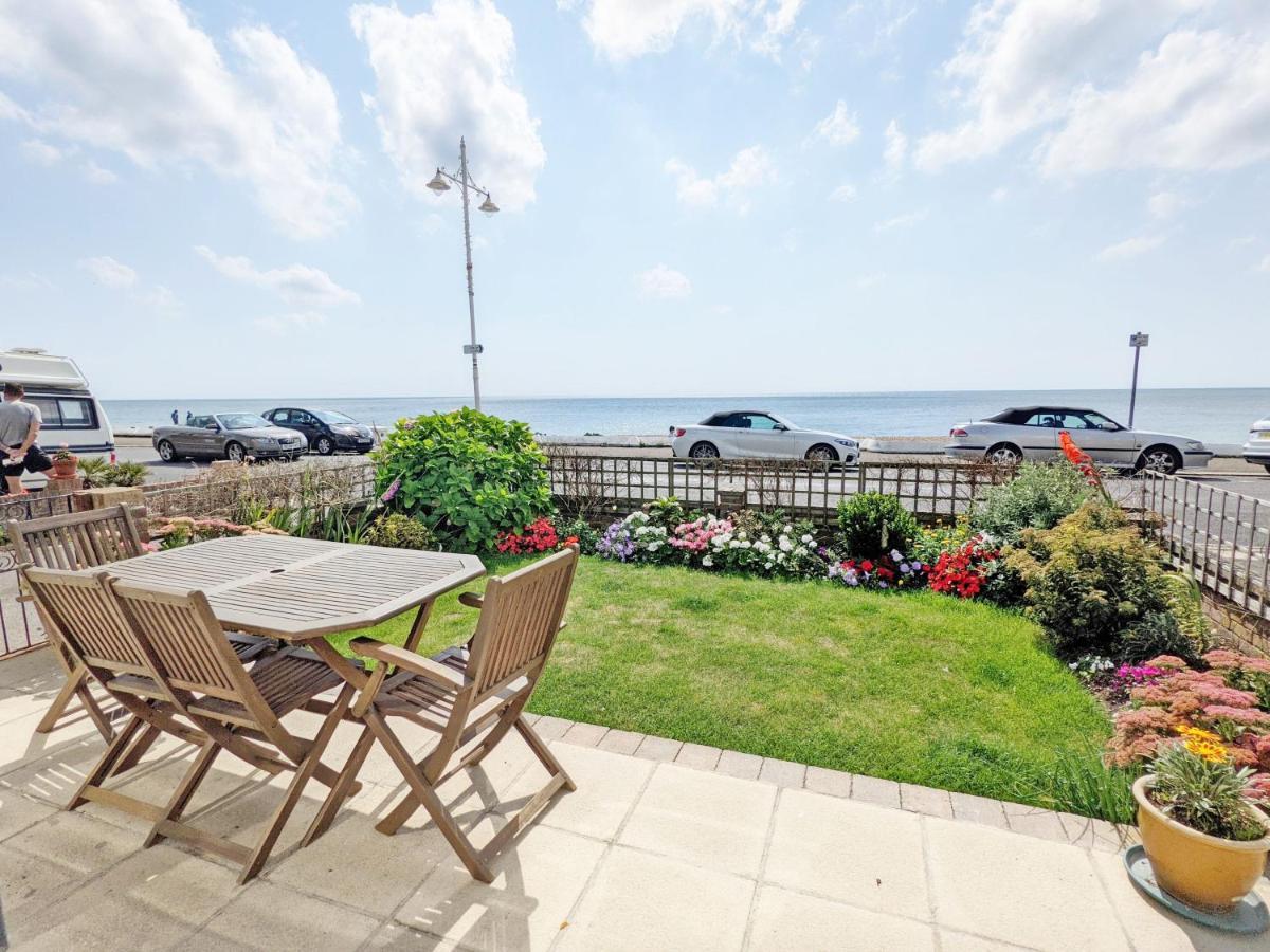 Stonesthrow - Bognor Regis Vila Exterior foto
